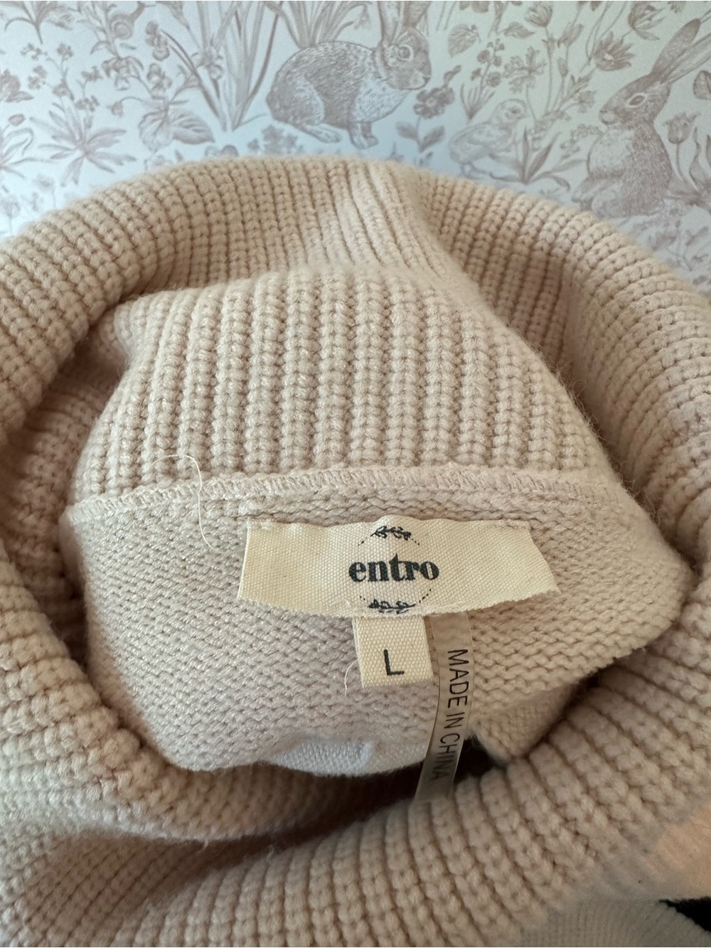 Entro Striped Oversized Turtleneck Sweater – Size Large - Picture 8 of 8
